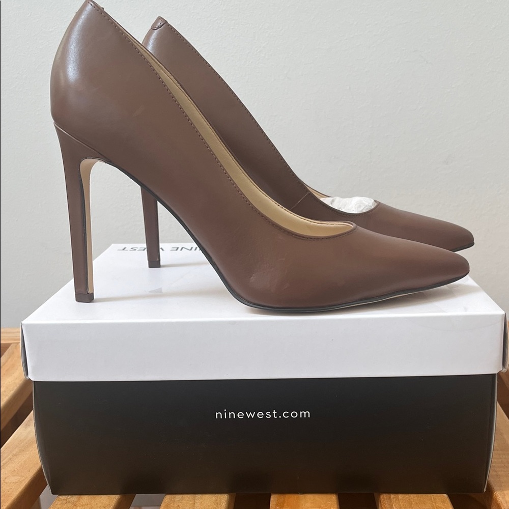 Nine West Tatiana heels size 8.5 medium brown